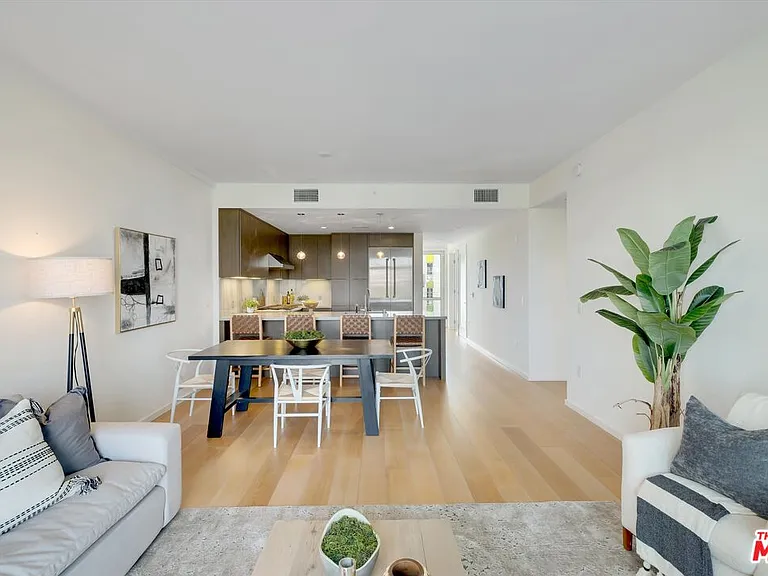 1705 Ocean Ave #502 — Photo 11