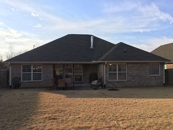 3rd image of 306 Summer Cove Cir NW