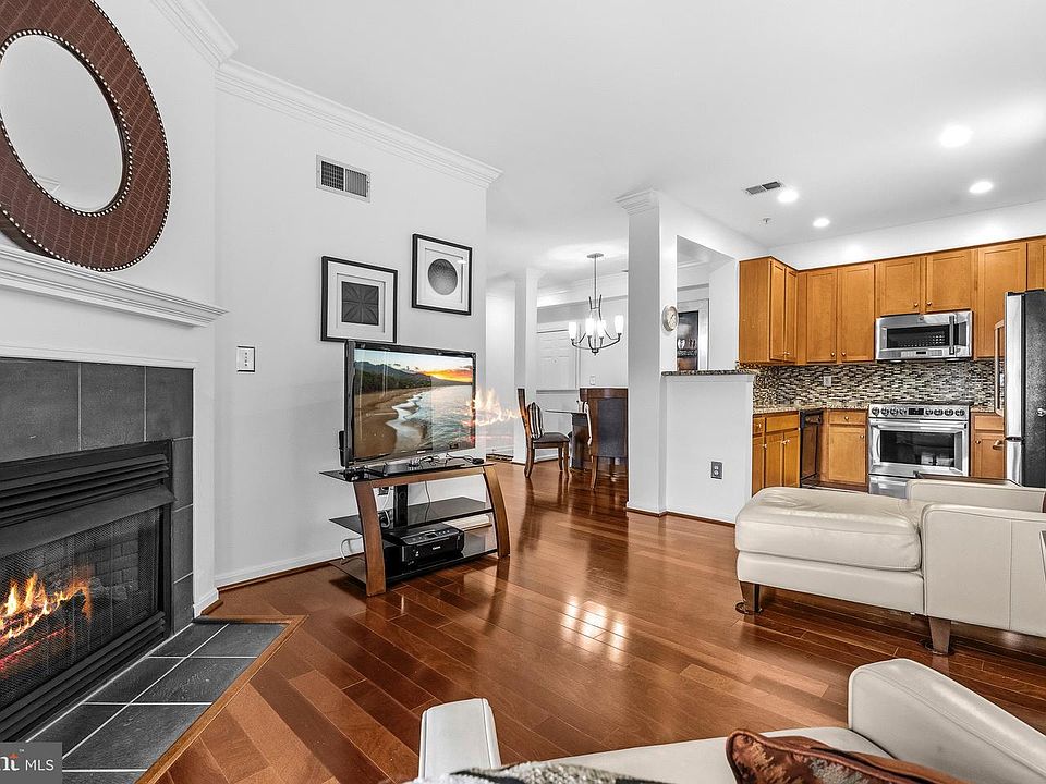 1st image of 4854 Eisenhower Ave Unit 451