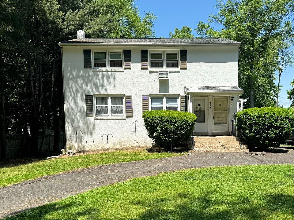 2nd image of 284 Brown Rd