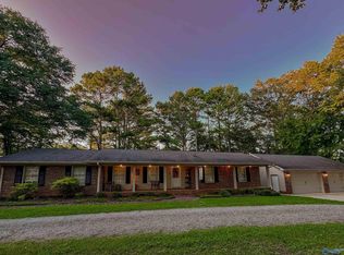 3256 Dug Hill Rd, Huntsville, AL 35811