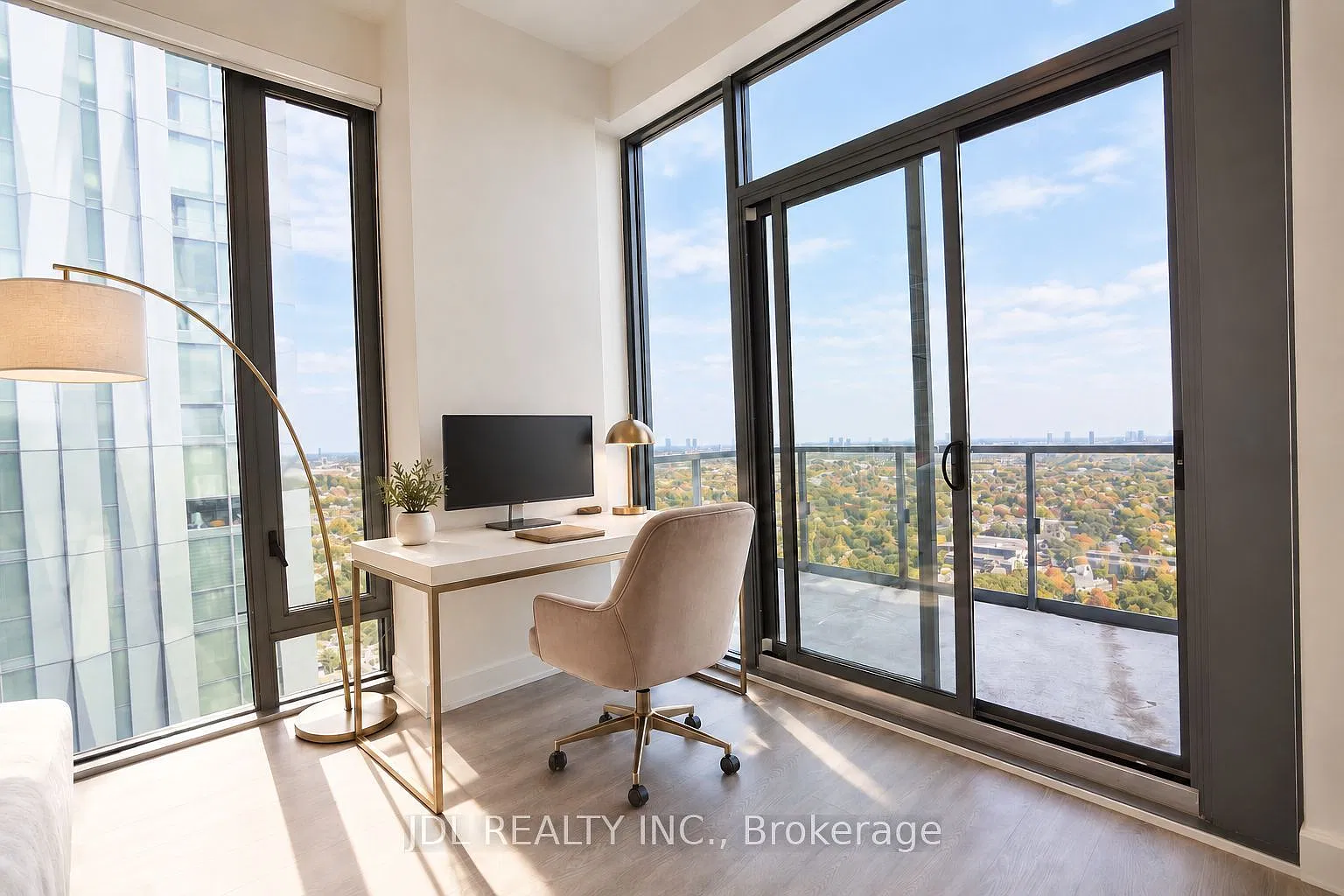 2 bed, $5,800 — Photo 4