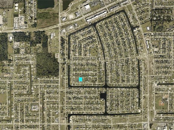4th image of 1406 SW 11th Ter