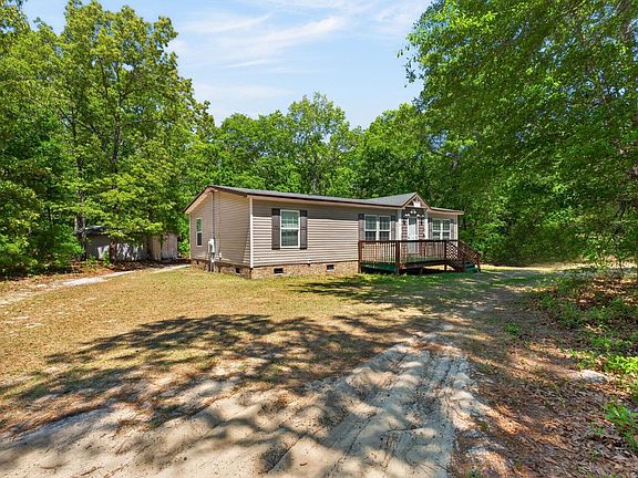 3rd image of 212 Cricket Rd