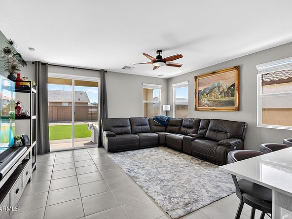 5th image of 38035 N FARMHOUSE Way