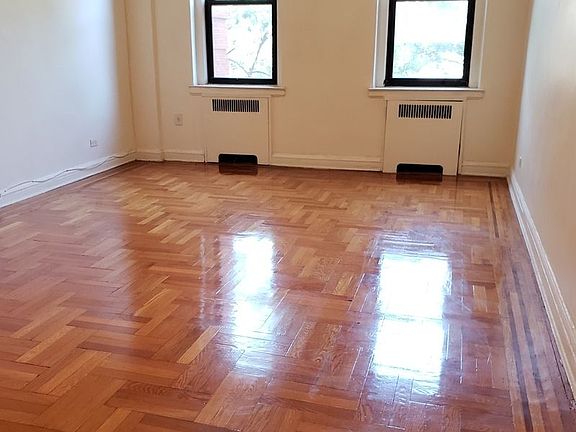 2nd image of 83-15 Lefferts Blvd #3