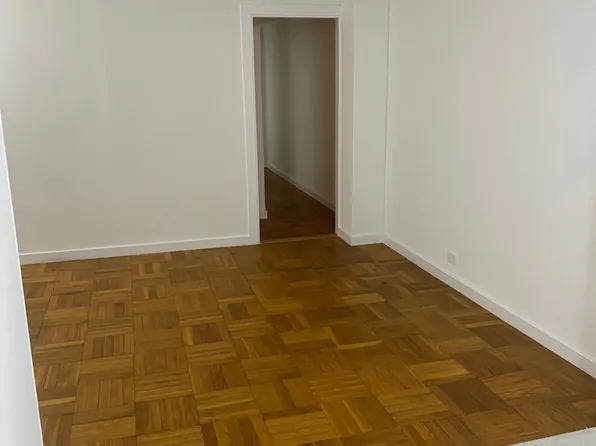 1970 E Tremont Ave #10, Bronx, NY 10462