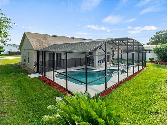 4th image of 5358 Harmony Pl