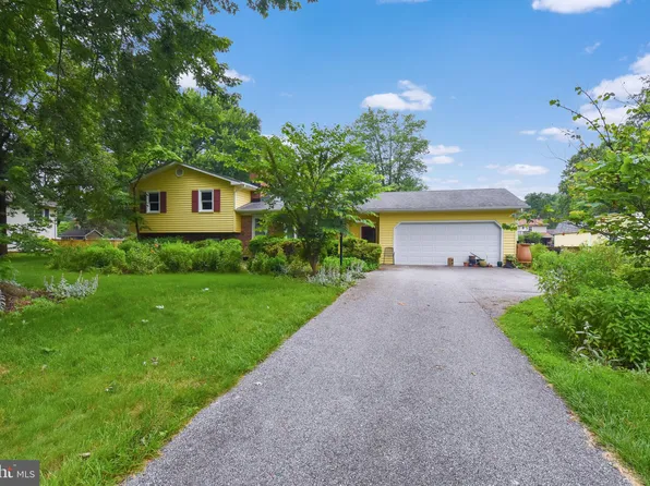 113 Stewart Dr, Edgewater, MD 21037