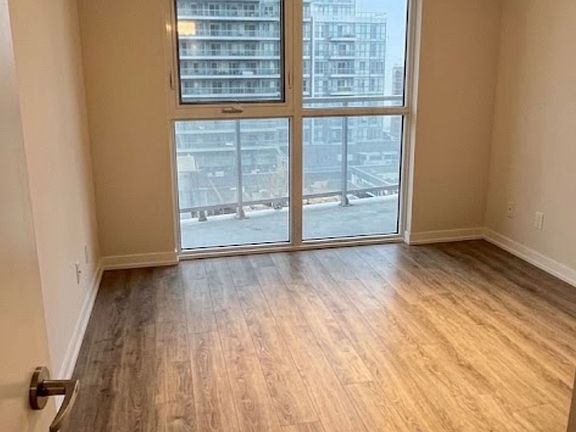3rd image of 2152 Lawrence Ave E #910