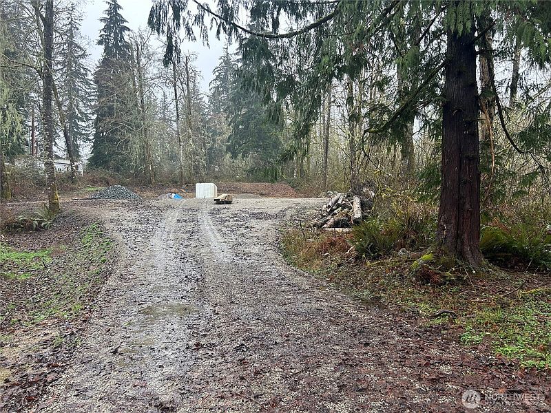 4th image of 5214 Lerch Road
