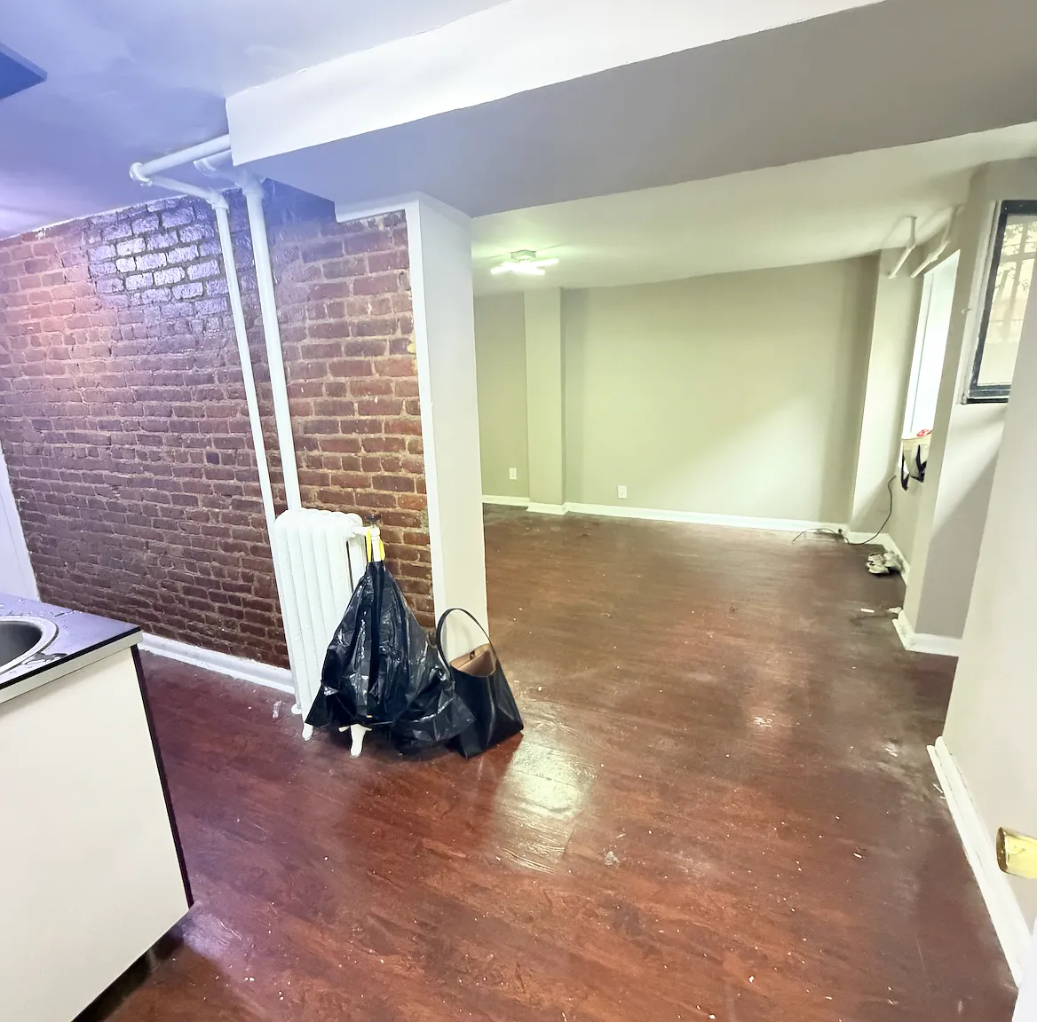 412 West 47th Street — Photo 1