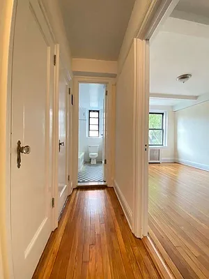 Rented by Bond New York | media 18