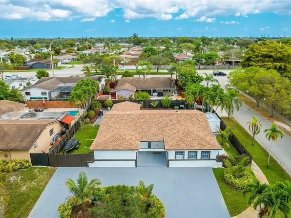 501 NW 89th Ter, Hollywood, FL 33024