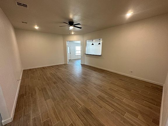 3rd image of 1503 Fiddle Wood Way