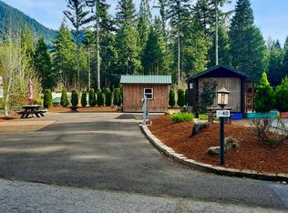54432 McKenzie Hwy #40, Blue River, OR
