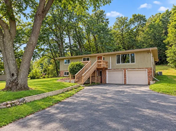 S2437 Meadowview Rd, Reedsburg, WI 53959