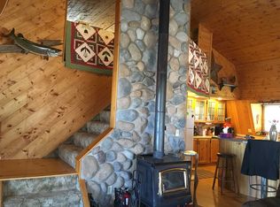 9345 Evergreen Rd, Eland, WI 54427