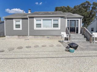 18 Woodhaven Rd, Toms River, NJ 08753