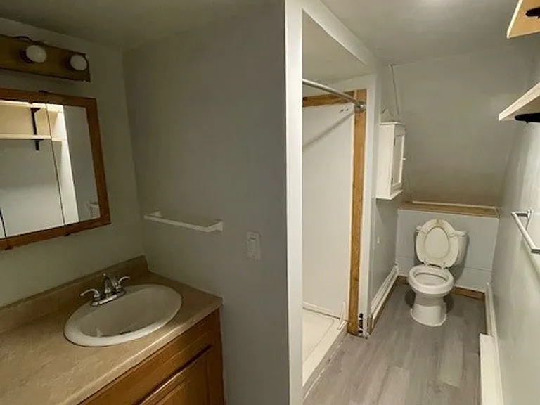 38 Clay Street — Photo 6