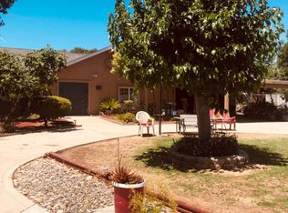 18844 Arlington Rd, Madera, CA 93638