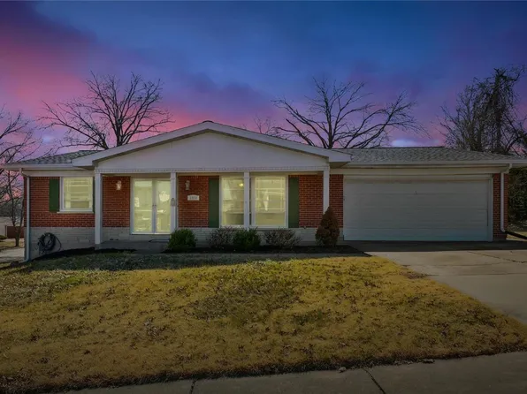 1356 Elkhart Dr, Saint Louis, MO 63135