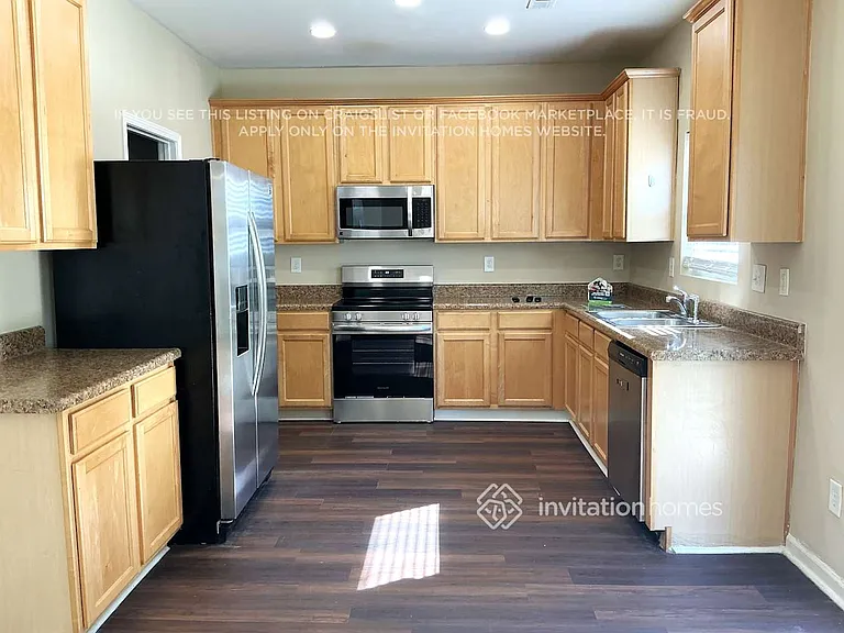 1610 Candlewood Ridge Ln — Photo 6