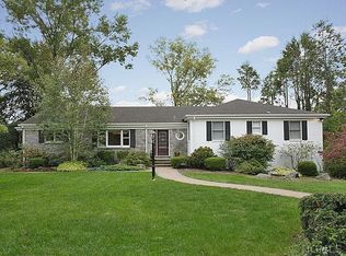 61 Inverness Rd, Scarsdale, NY 10583