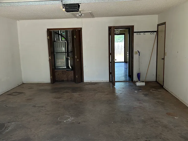 407 S Colby Lance St — Photo 3