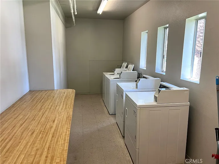 4307 W 142nd St #9 — Photo 17