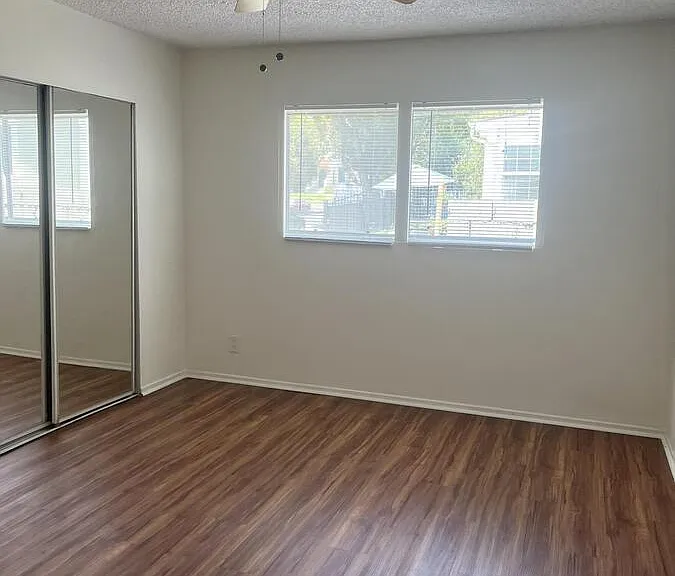 1900 Dracena Dr #1 — Photo 14