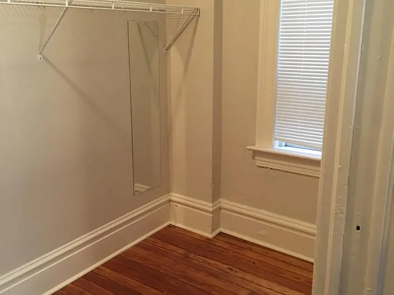 4251 Russell Blvd — Photo 4