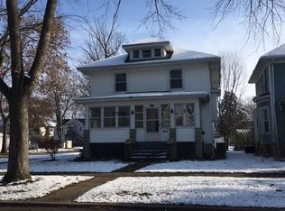 1006 S 3rd Ave, Kankakee, IL 60901