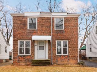 567 Darlington Rd, Bedford, OH 44146