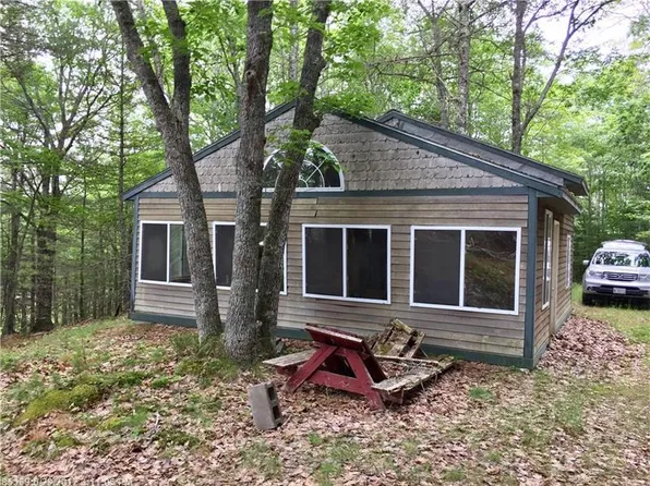 100 Whites Cove Ln, Georgetown, ME 04548
