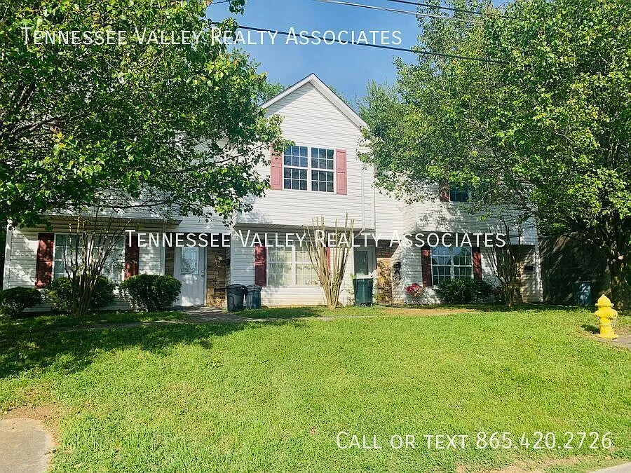 Building Photo - 156 Illinois Ave #C