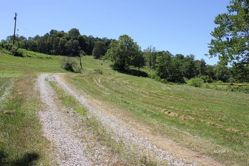 2nd image of 579 State Route 681 S