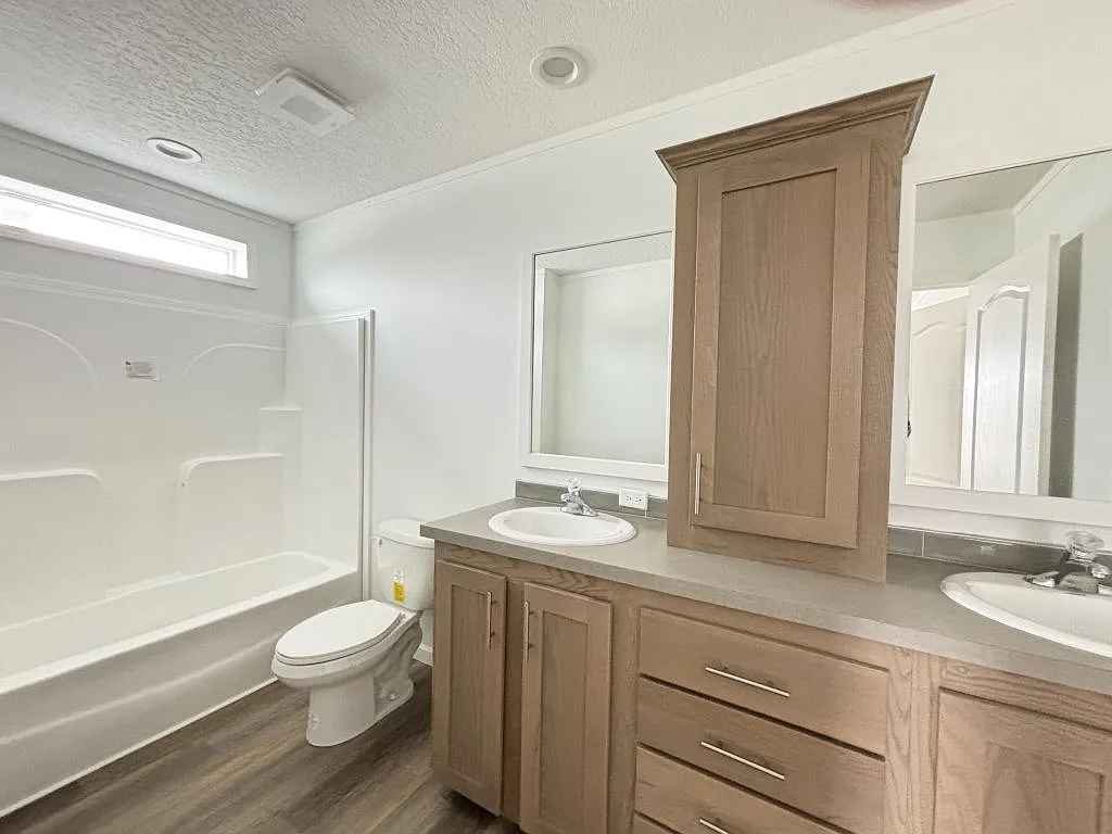 2 bed, 2.5 bath, 1356 sqft, $1,849 — Photo 3
