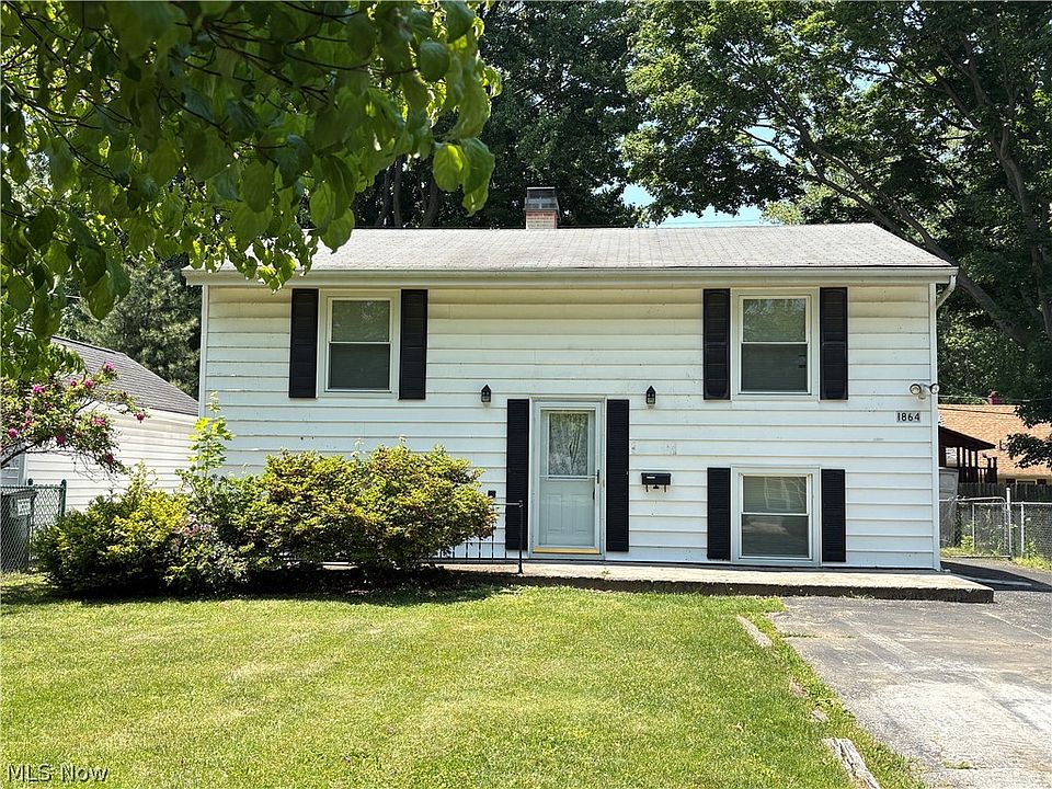 1st image of 1864 Clyde Rd