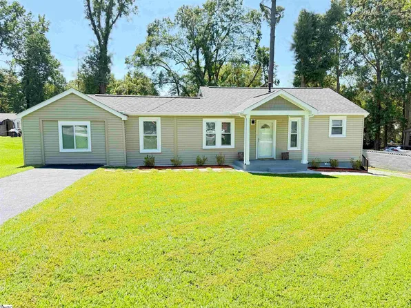 113 Apex St, Laurens, SC 29360