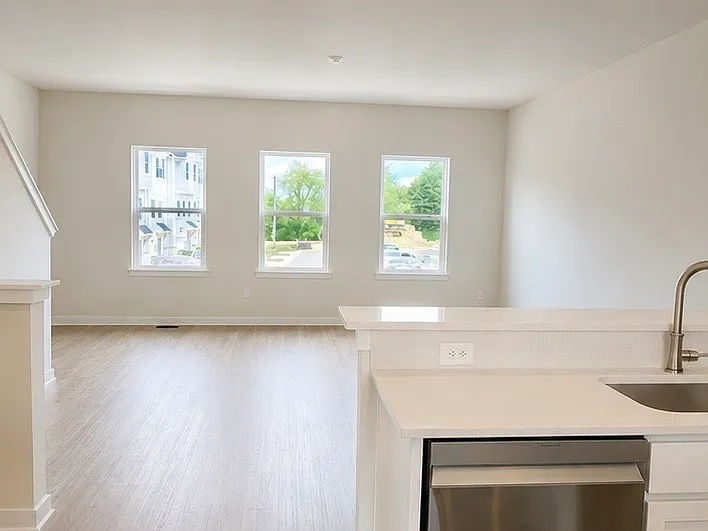 109 Marlow Ct — Photo 7