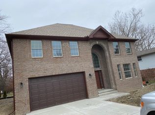 2651 Lovington Dr, Troy, MI