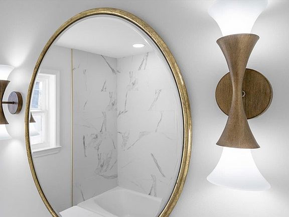 2nd image of 1676 Miller Farms Rd