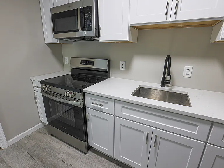 2819 Presbury St — Photo 35