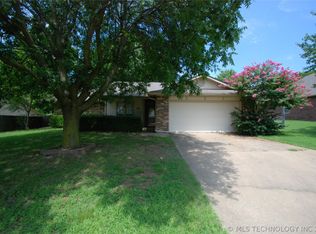 8212 E Lansing Ave, Broken Arrow, OK 74014