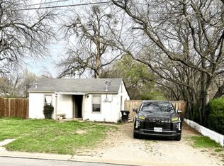 605 S Bradshaw St, Denton, TX 76205
