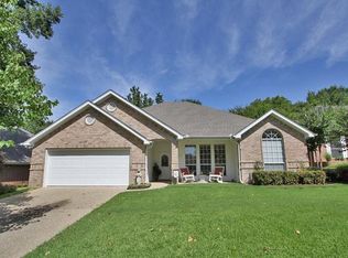 4011 Stonebrook Ln, Tyler, TX 75707