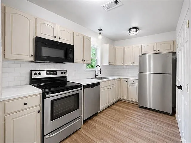 635 Village Ln S #2 — Photo 9