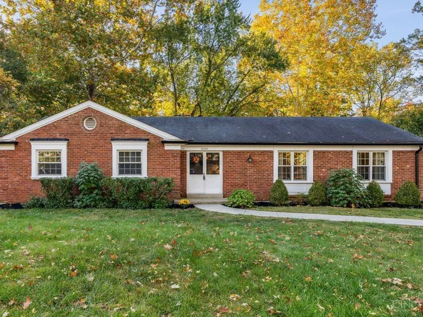 6103 Turpin Hills Dr, Cincinnati, OH 45244