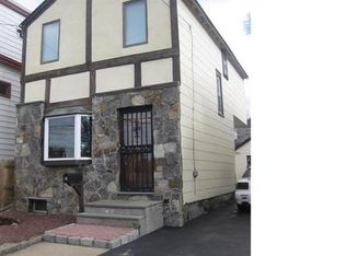 89 Marble Ave, Pleasantville, NY 10570